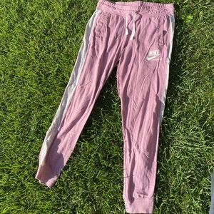 Pink/ Purple Women’s Nike Joggers Size Medium